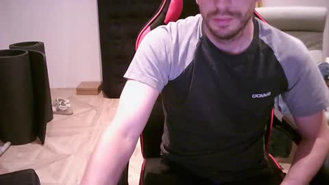 Snapshot of zyriosben chatting on September 2025 02:51:02 PM zyriosben online show from September 2025 02:51:02 PM