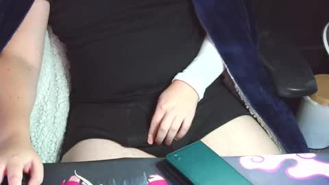 zzz1111230776 online show from October 2025 10:22:02 AM