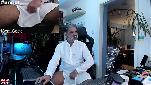 OnlineBossUK online show from November 2025 04:25:01 PM