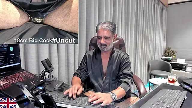 OnlineBossUK online show from April 2026 08:39:02 PM