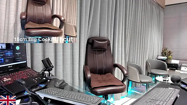 OnlineBossUK online show from April 2026 10:44:01 AM