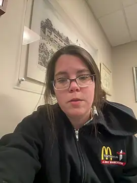 Snapshot of LacieStar chatting on December 2024 05:59:01 AM LacieStar online show from December 2024 05:59:01 AM