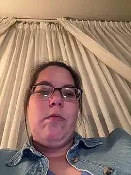 Snapshot of LacieStar chatting on December 2024 10:30:02 PM LacieStar online show from December 2024 10:30:02 PM