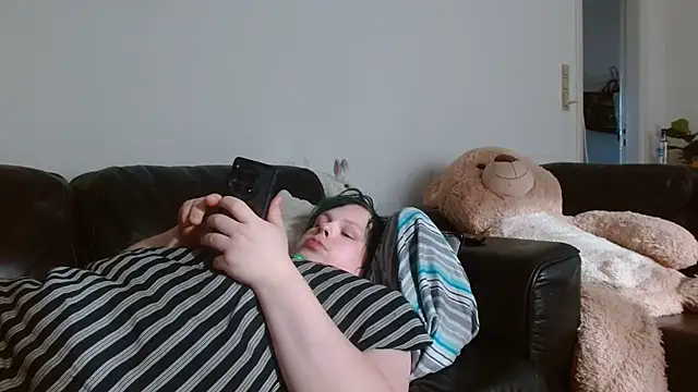 Snapshot of StarZ15 chatting on February 2025 10:54:01 AM StarZ15 online show from February 2025 10:54:01 AM