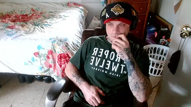 Snapshot of DADDY_KANE8--- chatting on April 2026 09:01:02 PM DADDY KANE8--- online show from April 2026 09:01:02 PM