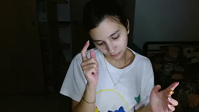 Snapshot of mia__lopez_ chatting on May 2026 04:32:02 AM mia lopez online show from May 2026 04:32:02 AM