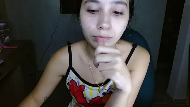 mia  lopez  online show from June 2026 04:06:01 AM