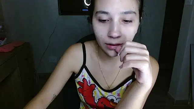 mia  lopez  online show from June 2026 04:07:02 AM