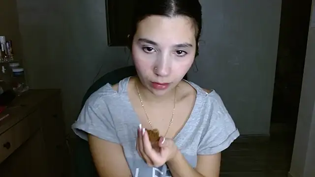 mia  lopez  online show from July 2026 02:46:01 AM