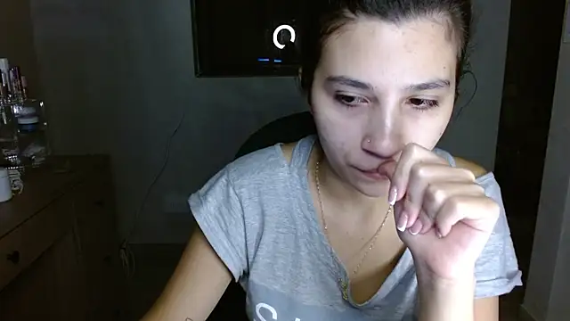 mia  lopez  online show from July 2026 04:52:01 AM