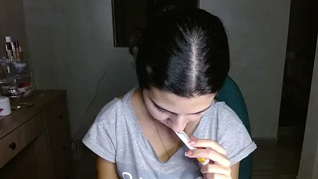 mia  lopez  online show from July 2026 05:24:01 AM