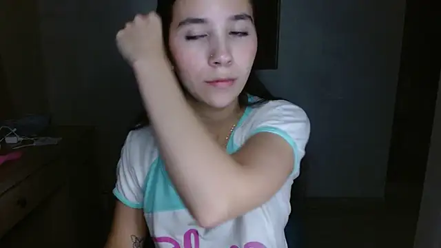 mia  lopez  online show from July 2026 03:06:02 AM