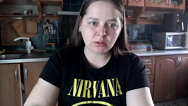 uliastar online show from April 2026 05:12:02 AM