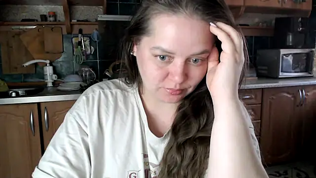 uliastar online show from April 2026 04:39:01 AM