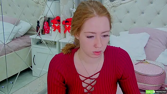 Snapshot of TinaBrook chatting on November 2025 03:49:01 AM TinaBrook online show from November 2025 03:49:01 AM