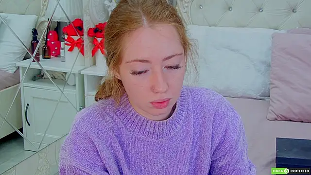 Snapshot of TinaBrook chatting on November 2025 03:27:01 AM TinaBrook online show from November 2025 03:27:01 AM