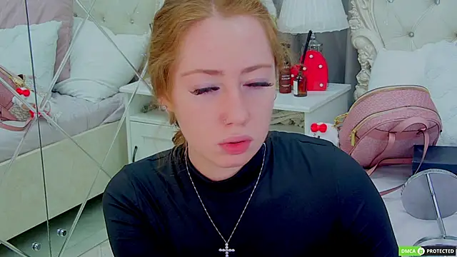 Snapshot of TinaBrook chatting on November 2025 03:28:02 AM TinaBrook online show from November 2025 03:28:02 AM