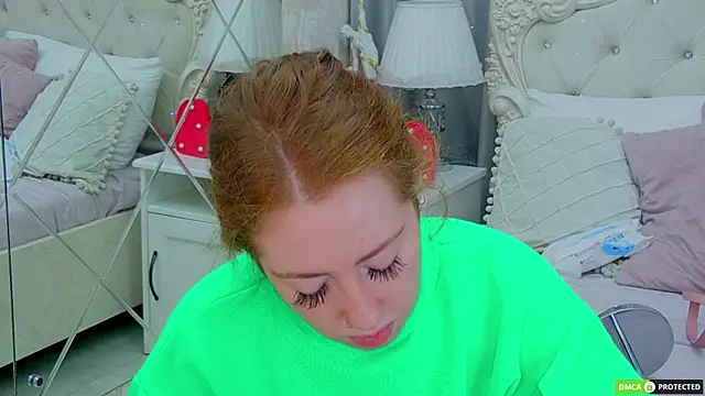 Snapshot of TinaBrook chatting on December 2025 03:15:02 AM TinaBrook online show from December 2025 03:15:02 AM