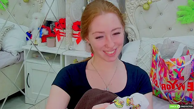 Snapshot of TinaBrook chatting on December 2025 03:44:02 AM TinaBrook online show from December 2025 03:44:02 AM