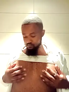 douksm online show from February 2025 12:17:02 PM