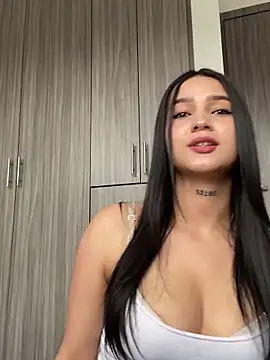 Snapshot of Hott_Hanna chatting on June 2026 05:26:01 PM Hott Hanna online show from June 2026 05:26:01 PM