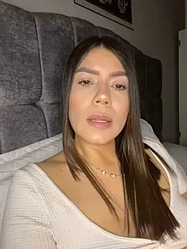 martina contreras online show from June 2026 05:03:02 AM