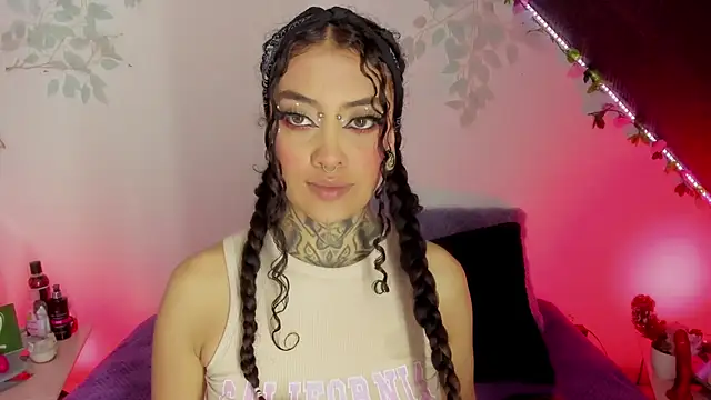 Cata green online show from January 2025 09:26:01 PM