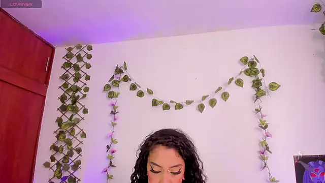 Cata green online show from September 2025 08:41:01 PM