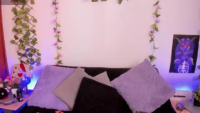 Cata green online show from September 2025 08:42:02 PM