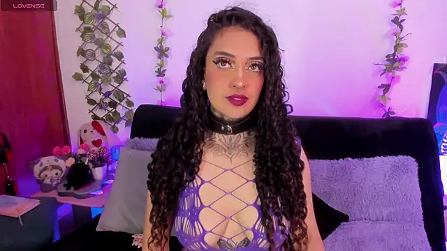 Cata green online show from September 2025 08:11:02 PM