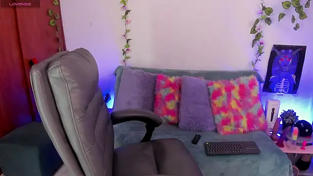 Cata green online show from September 2025 08:14:01 PM