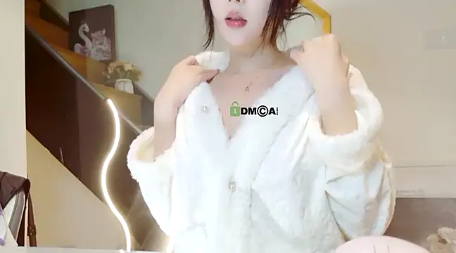 Serena-AU online show from March 2025 02:01:02 PM