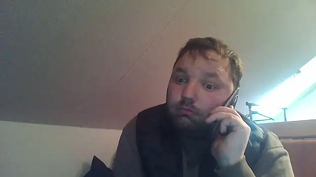 Chaosgay online show from May 2026 06:40:02 AM