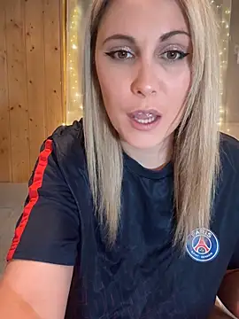 Leanymphoo online show from February 2026 04:54:01 PM