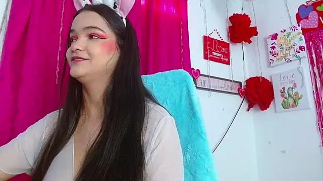 Snapshot of monica_little23 chatting on February 2026 01:26:01 PM monica little23 online show from February 2026 01:26:01 PM