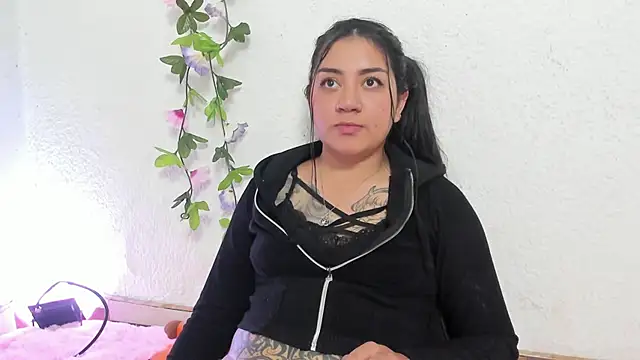 Snapshot of Hanna_moore1 chatting on December 2024 09:58:02 PM Hanna moore1 online show from December 2024 09:58:02 PM