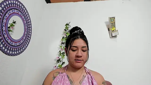 Snapshot of Hanna_moore1 chatting on January 2025 05:58:01 PM Hanna moore1 online show from January 2025 05:58:01 PM