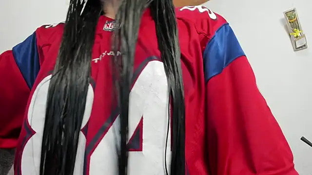 Snapshot of Hanna_moore1 chatting on February 2025 06:58:02 PM Hanna moore1 online show from February 2025 06:58:02 PM