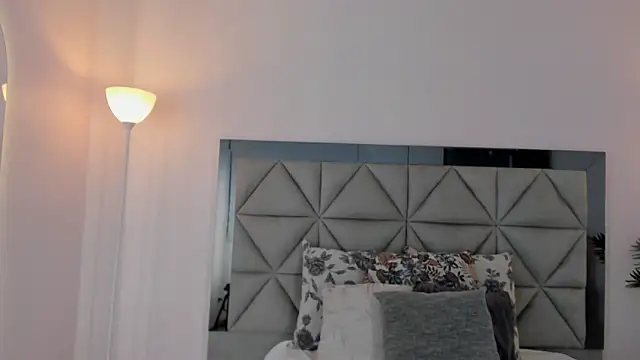 kylie reyes online show from November 2025 08:41:01 PM