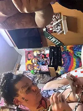 Snapshot of Codybabyy456 chatting on October 2025 05:04:01 PM Codybabyy456 online show from October 2025 05:04:01 PM