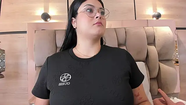 im mou  online show from January 2026 12:54:02 PM