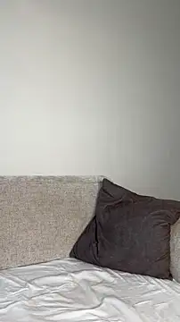 Mia Roxie online show from November 2025 02:39:01 AM