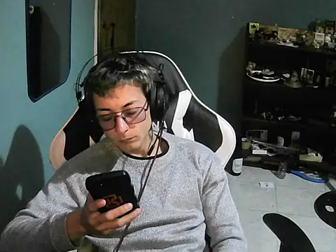 Snapshot of Jughead_16 chatting on October 2025 02:12:01 AM Jughead 16 online show from October 2025 02:12:01 AM