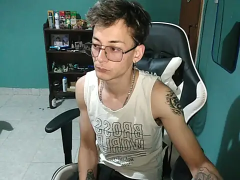 Snapshot of Jughead_16 chatting on November 2025 03:49:01 AM Jughead 16 online show from November 2025 03:49:01 AM