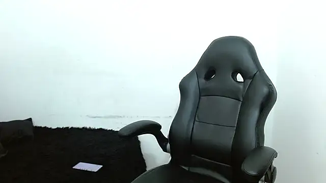 Snapshot of _Scarlett_Sweet chatting on October 2025 01:59:02 AM Scarlett Sweet online show from October 2025 01:59:02 AM