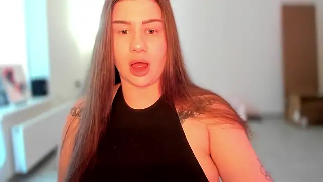 JuicyHelenX online show from May 2026 04:44:02 PM