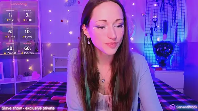 Snapshot of ServantBrook chatting on December 2024 04:53:02 AM ServantBrook online show from December 2024 04:53:02 AM