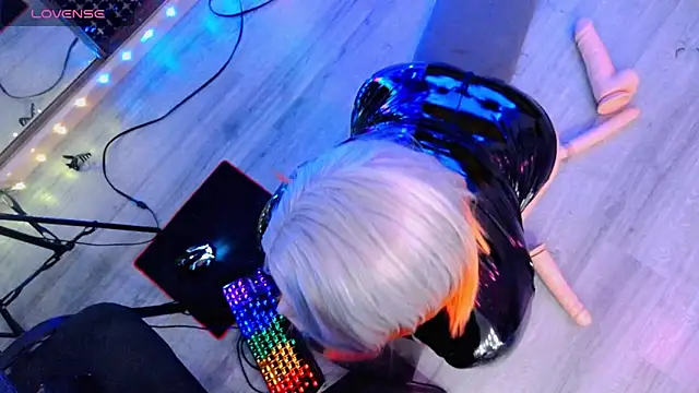 wickedxqueen online show from April 2026 08:36:01 PM