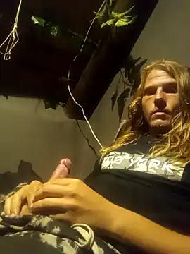 Snapshot of Salted_Playday chatting on December 2024 01:22:01 AM Salted Playday online show from December 2024 01:22:01 AM