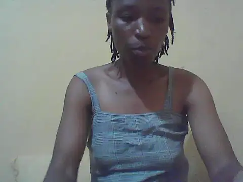 Snapshot of Smillie_prety chatting on November 2025 09:08:02 AM Smillie prety online show from November 2025 09:08:02 AM